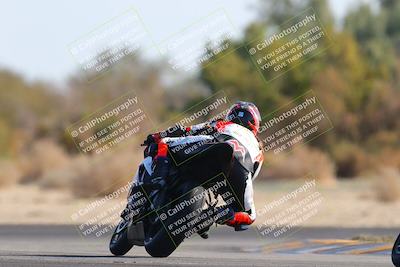 media/Dec-18-2022-SoCal Trackdays (Sun) [[8099a50955]]/Turn 7 Backside (1125am)/